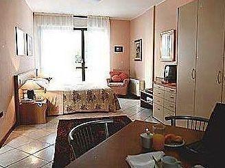 Hotel Residence La Fontana マリアーノ・コメンセ エクステリア 写真